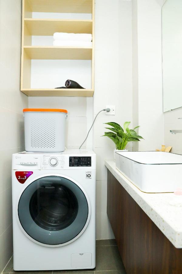 Wins Apartment Hanoï Extérieur photo